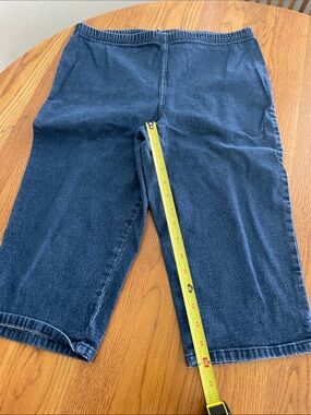 Real Size Bride Dark Blue Capri Stretch Capri